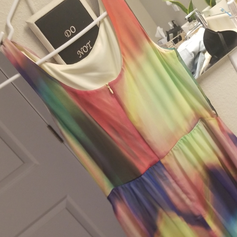 Dress - Picture 4 of 4